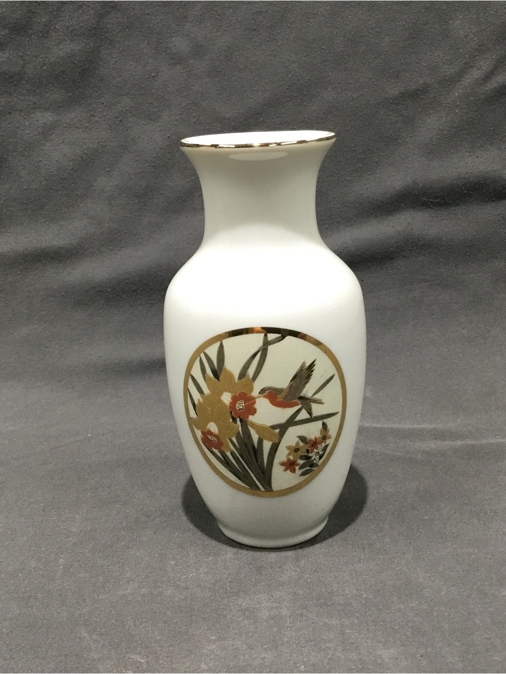 Vintage Japanese Porcelain Bud Vase